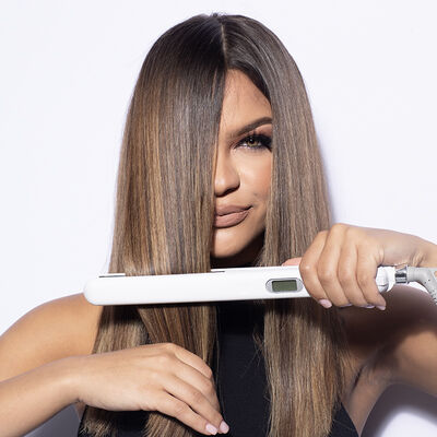 1 Inch Titanium Xl Hairstyling Iron - White